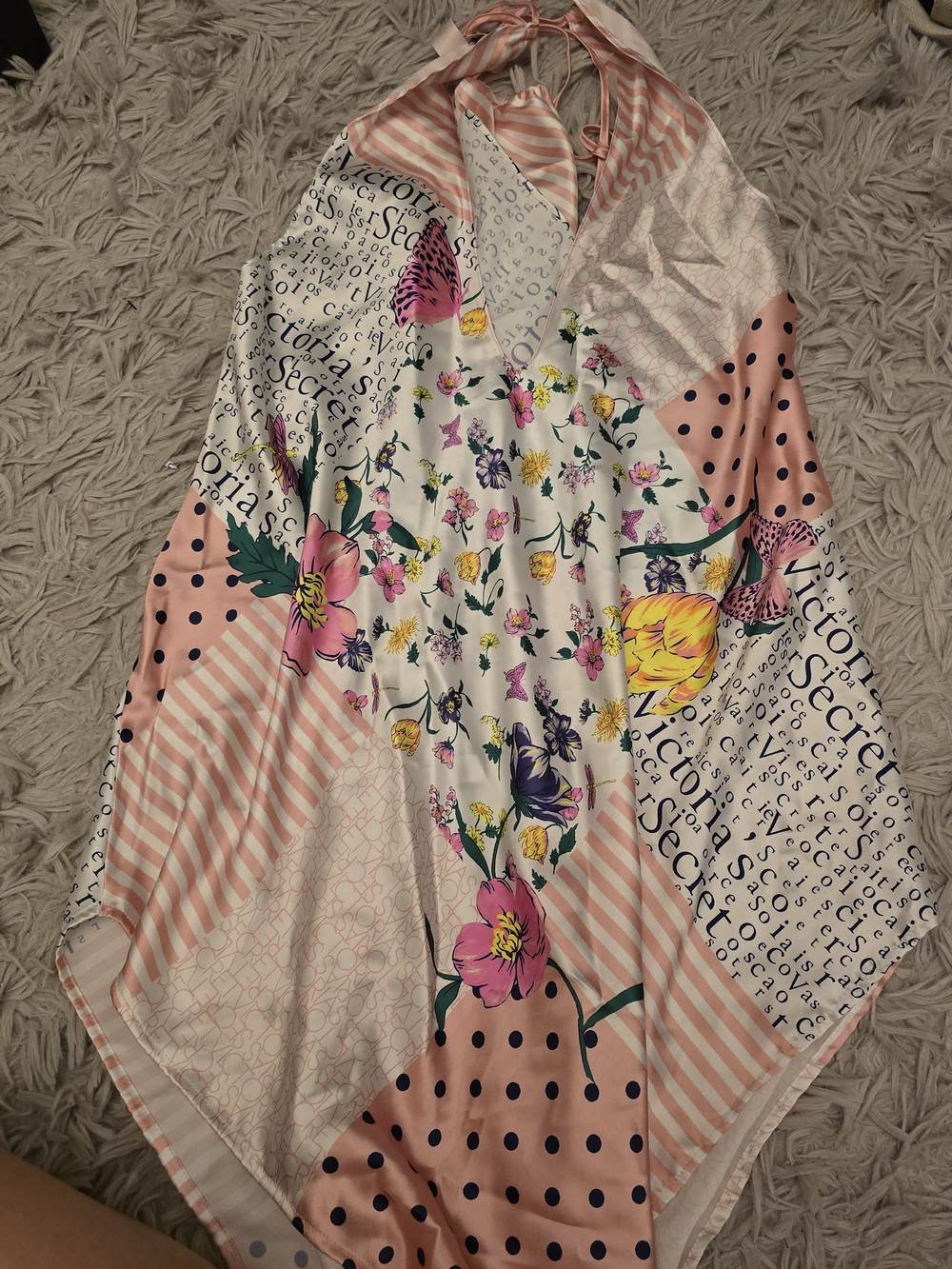 Victoria Secrets Satin SilkyHandkerchief Hem Nightgown Slip